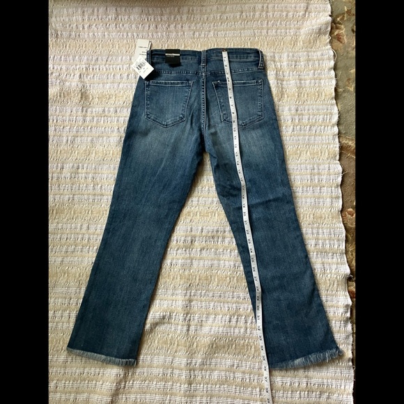 👏Buy one get one free !🌟New Greene Denim Jeans - Picture 2 of 5